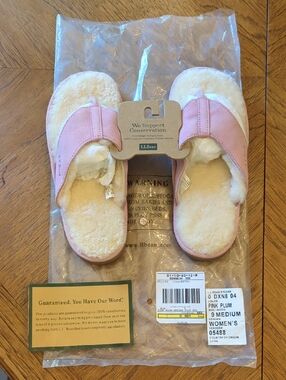 L.L.Bean Pink Plush Shearling FlipFlop Slippers